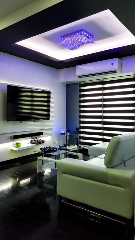 Modern Luxury Lower Penthouse Unit Manila Bagian luar foto