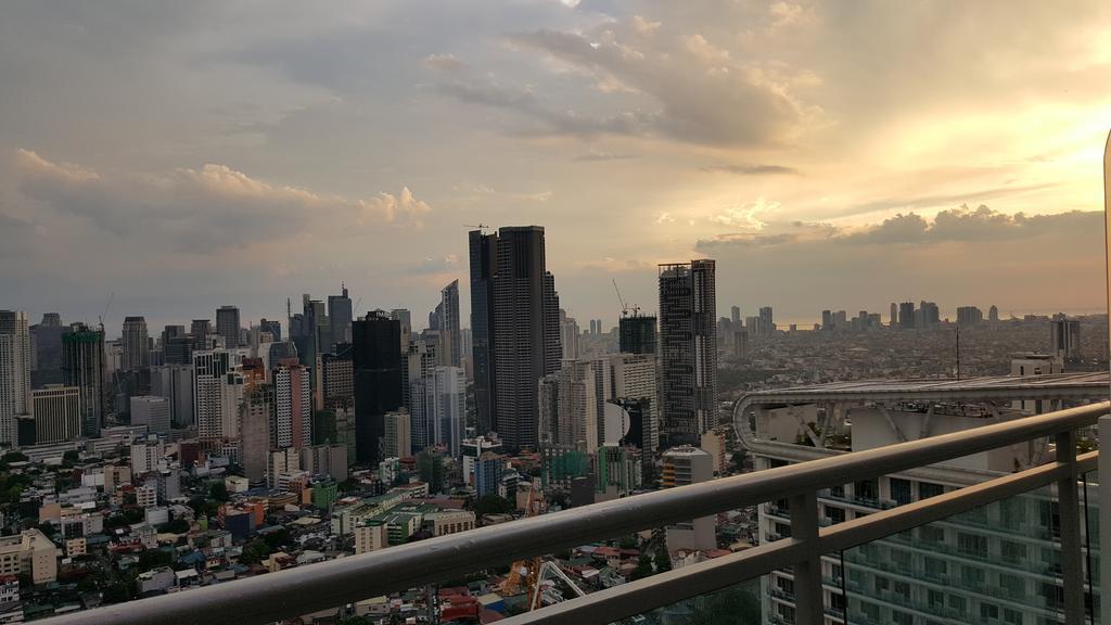 Modern Luxury Lower Penthouse Unit Manila Bagian luar foto