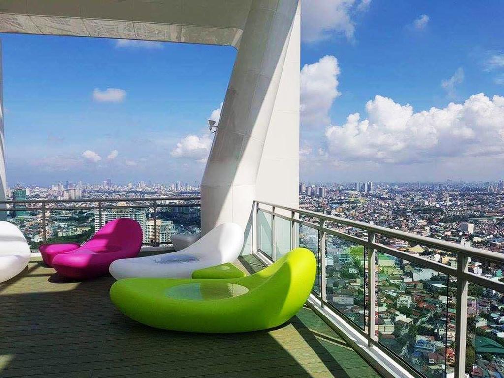 Modern Luxury Lower Penthouse Unit Manila Bagian luar foto