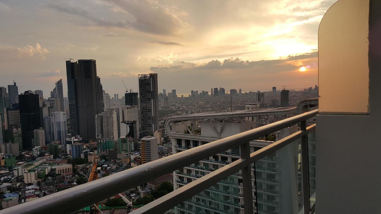 Modern Luxury Lower Penthouse Unit Manila Bagian luar foto